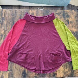 Alembika boxy batwing top